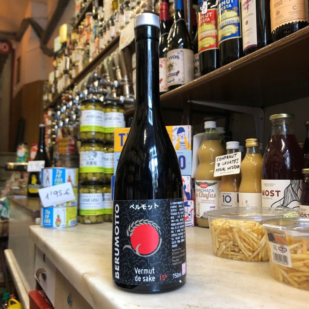 Berumotto Rojo - Vermut de Sake
